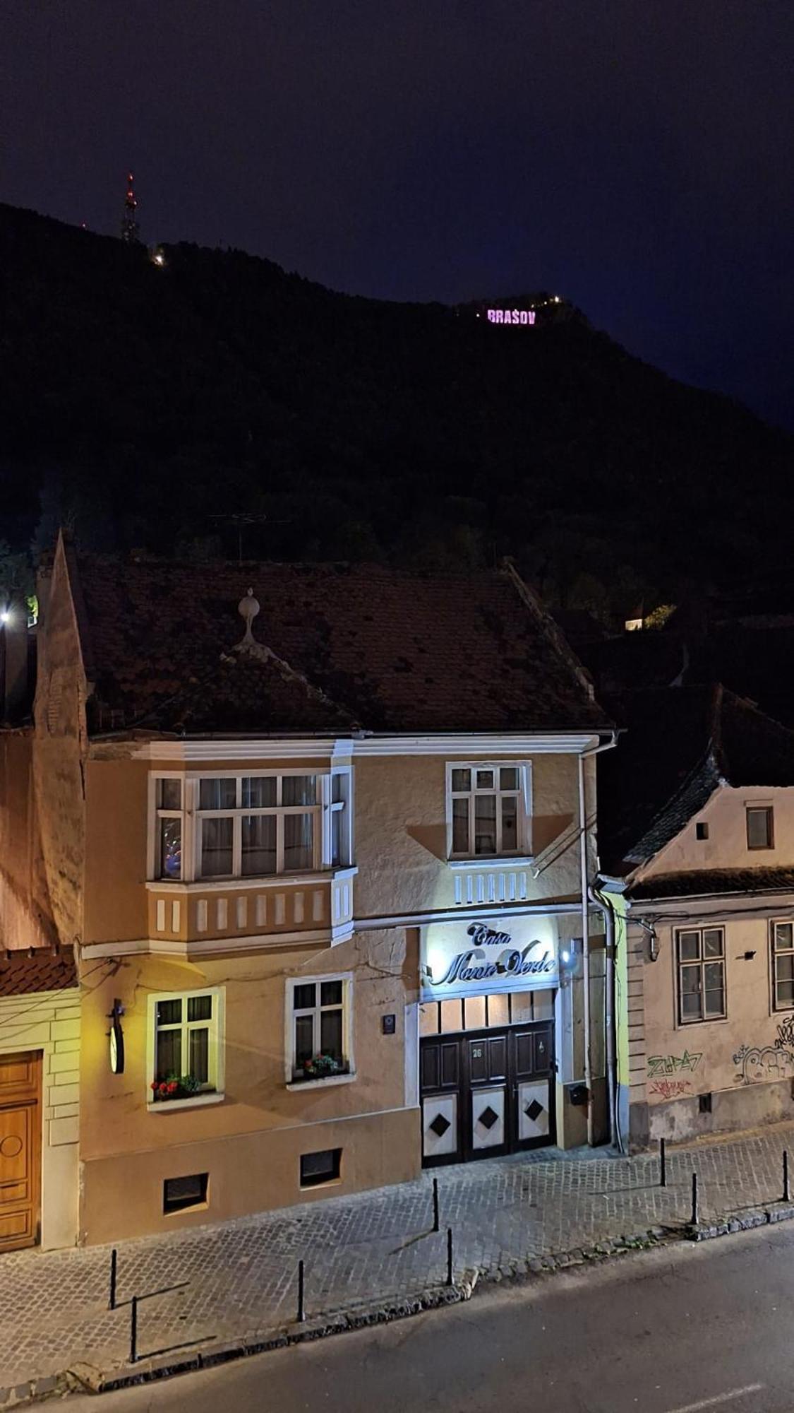 Alpine Sunrise Residence - Brasov Old Center Eksteriør bilde